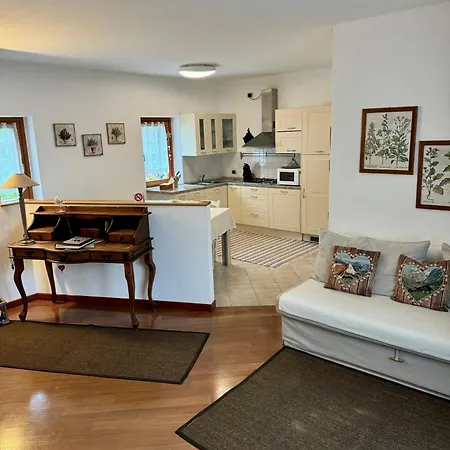 Apartman La Rosa *